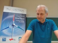 Eröffnung der Sommerakademie vor Ort an der TU Graz durch Prof. V. Hacker © TU Austria Abb_2_b