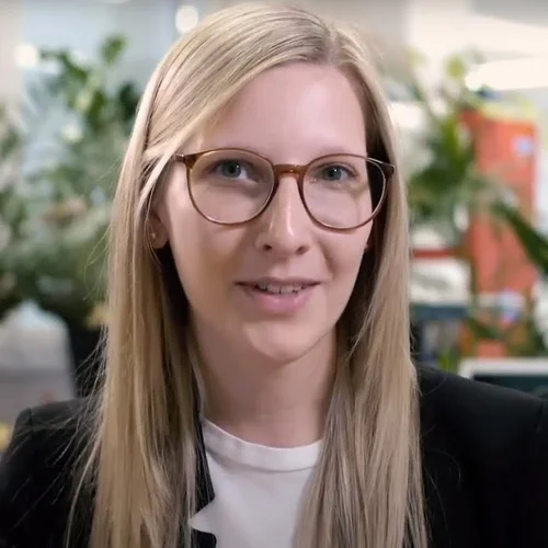 Screenshot aus dem Video „Technikerin aus Leidenschaft“ der TU Graz