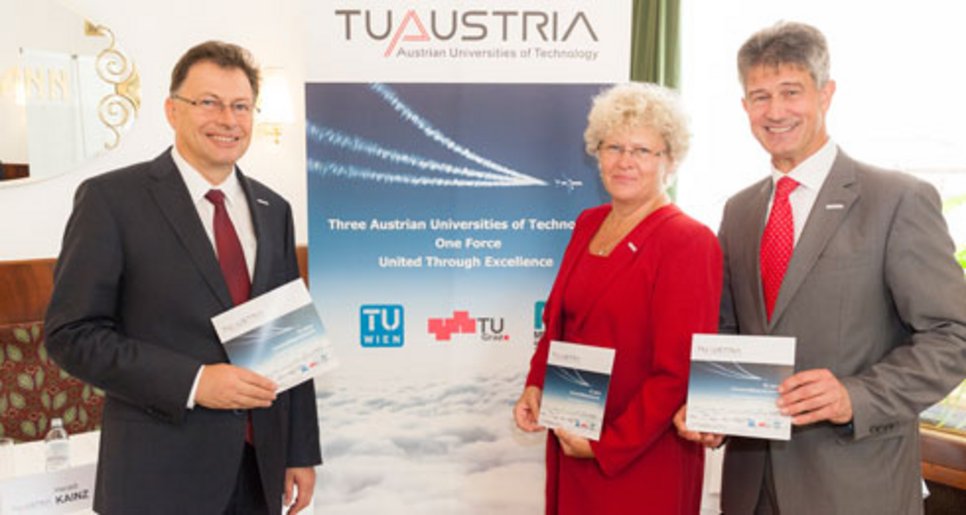 v.l.n.r: Wilfried Eichlseder (MU Leoben), Sabine Seidler (TU Wien), Harald Kainz (TU Graz). Bild: © TU Austria, Foto: Matthias Heisler 140916_pk_landtmann__1_