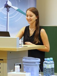 Dr. Bodner erörtert zukünftige Entwicklungspotentiale von PEFC. © TU Austria Abb_3_a